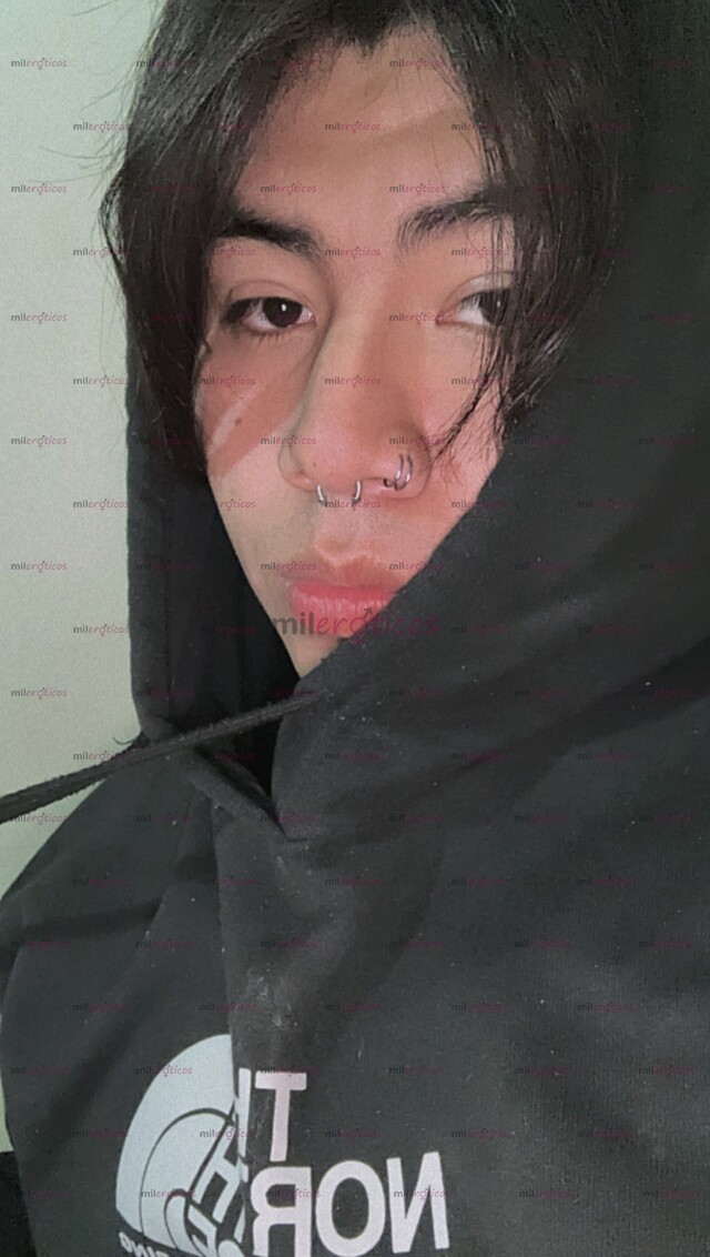 FOTOS DE 19 AÑOS CON GANAS DE QUE ME LA METAN, LLÁMENME YA