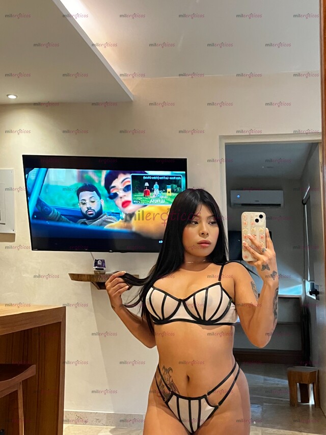 FOTOS DE BRUNELLA PELINEGRA CUENTO CON LUGAR Y VOY A HOTEL O MOTEL VEN A CONSENTIRTE