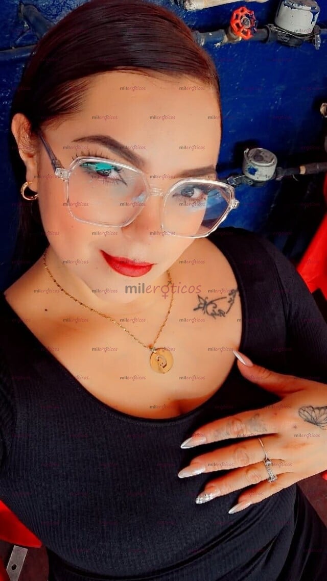 FOTOS DE CHICA DISPUESTA A TODO, SOY NUEVA EN EL HAMBIENTE