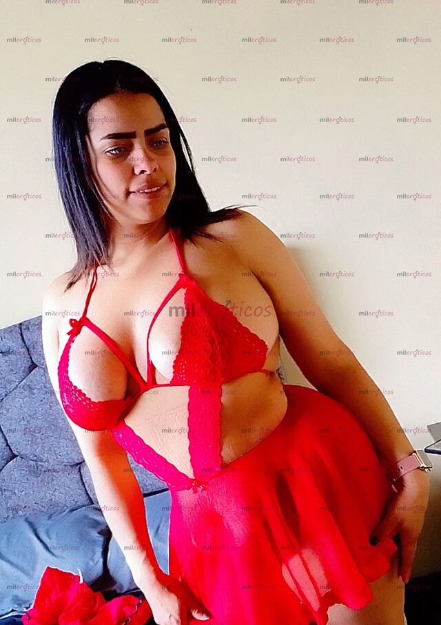 FOTOS DE RIQUISIMA Y SEXOSA MORENA EN LAS POSES QUE DESEES VEN POR ALLISON