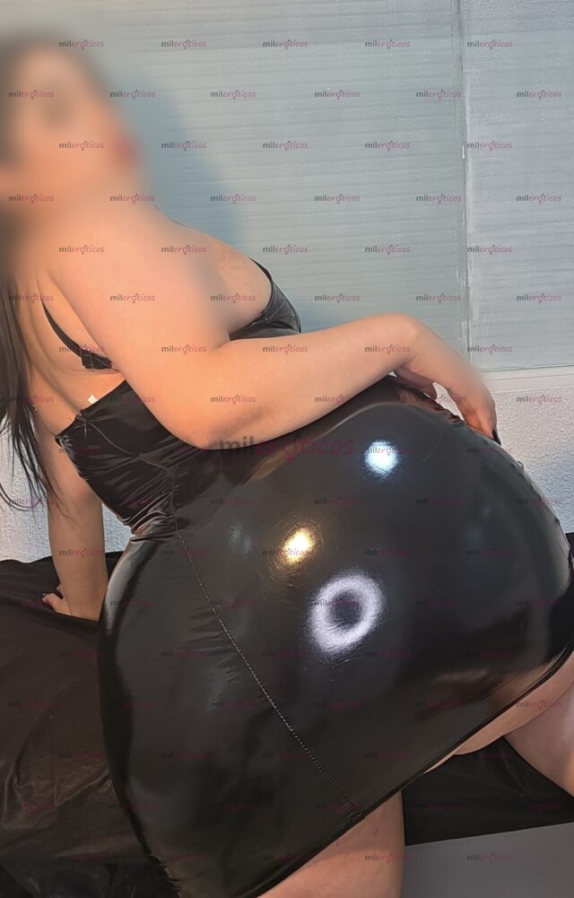 FOTOS DE CULONA DELICIOSA CURVY RICA DANDO RICOS SENTONES