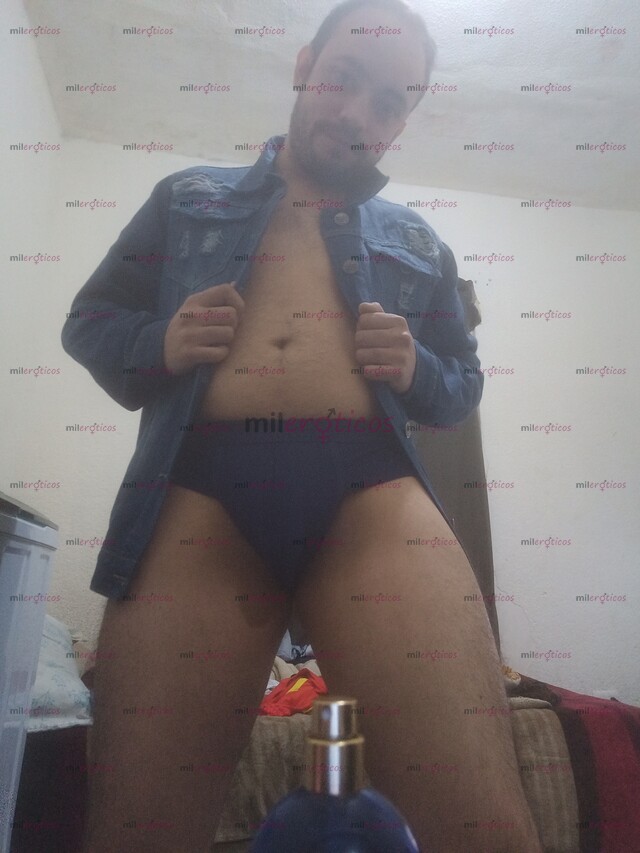 FOTOS DE HOMBRE CALIENTE CON GRAN HERRAMIENTA PARA SATISFACER A LAS MUJERES MAYORES