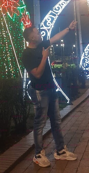 FOTOS DE SOY CHÉVERE, MUY CARISMÁTICO, ALEGREE.... COMPLACIENTE EN TODO!!