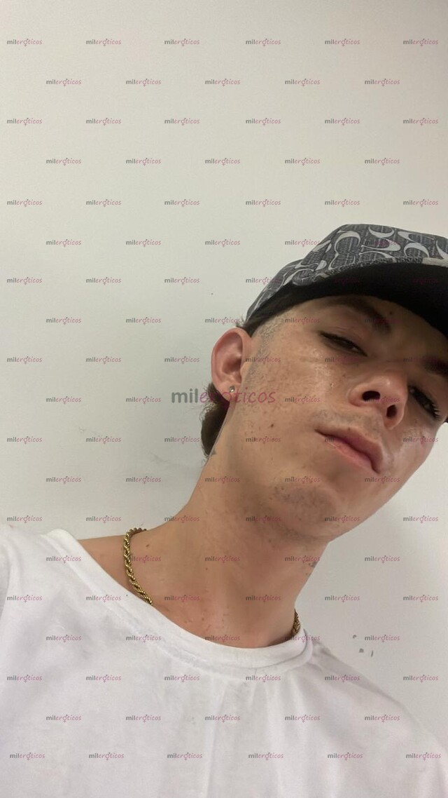 FOTOS DE SOY UN CHICO ATENTO, EDUCADO Y CON EXCELENTE ACTITUD. ME GUSTA BRINDAR ALGO RICO