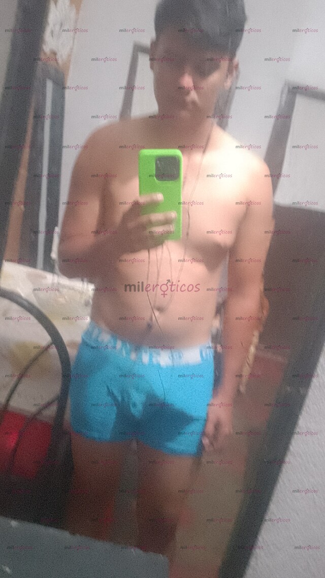 FOTOS DE JOVEN DELGADO DORADO Y MUY DISCRETO Y HUMILDE