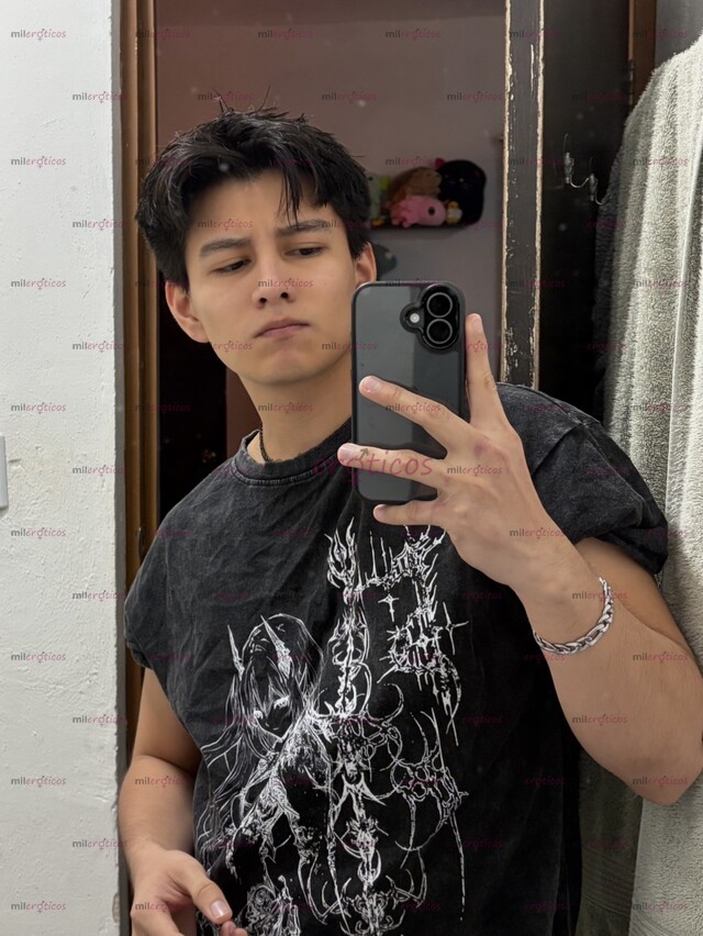 FOTOS DE TWINK DE 21 AÑOS, PASIVO A TUS SERVICIOS!