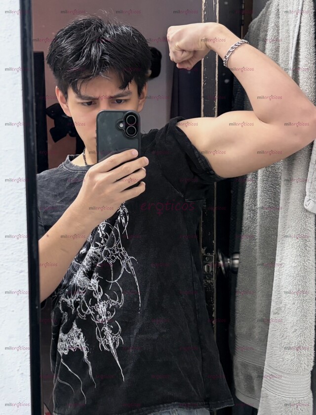 FOTOS DE TWINK DE 21 AÑOS, PASIVO A TUS SERVICIOS!