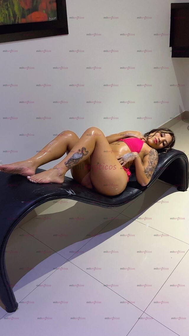 FOTOS DE ZOE BLANQUITA CHIQUITICA DISPUESTA A DERROCHAR SEXO NO TE LO PIERDAS