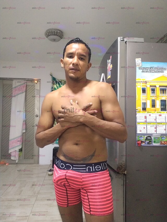 FOTOS DE MORENO FLACO VENEZOLANO 22 CM DE MIEMBRO PARA COMPLACER MUJERES Y TRANS