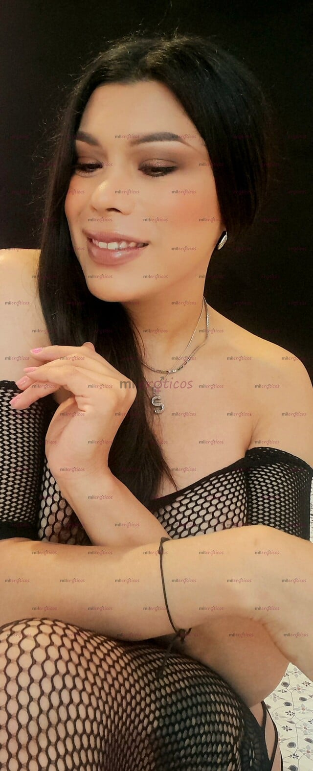 FOTOS DE SEXI, LINDA, FEMENINA Y MUY COMPLACIENTE NENA TRANS; DISFRUTAME