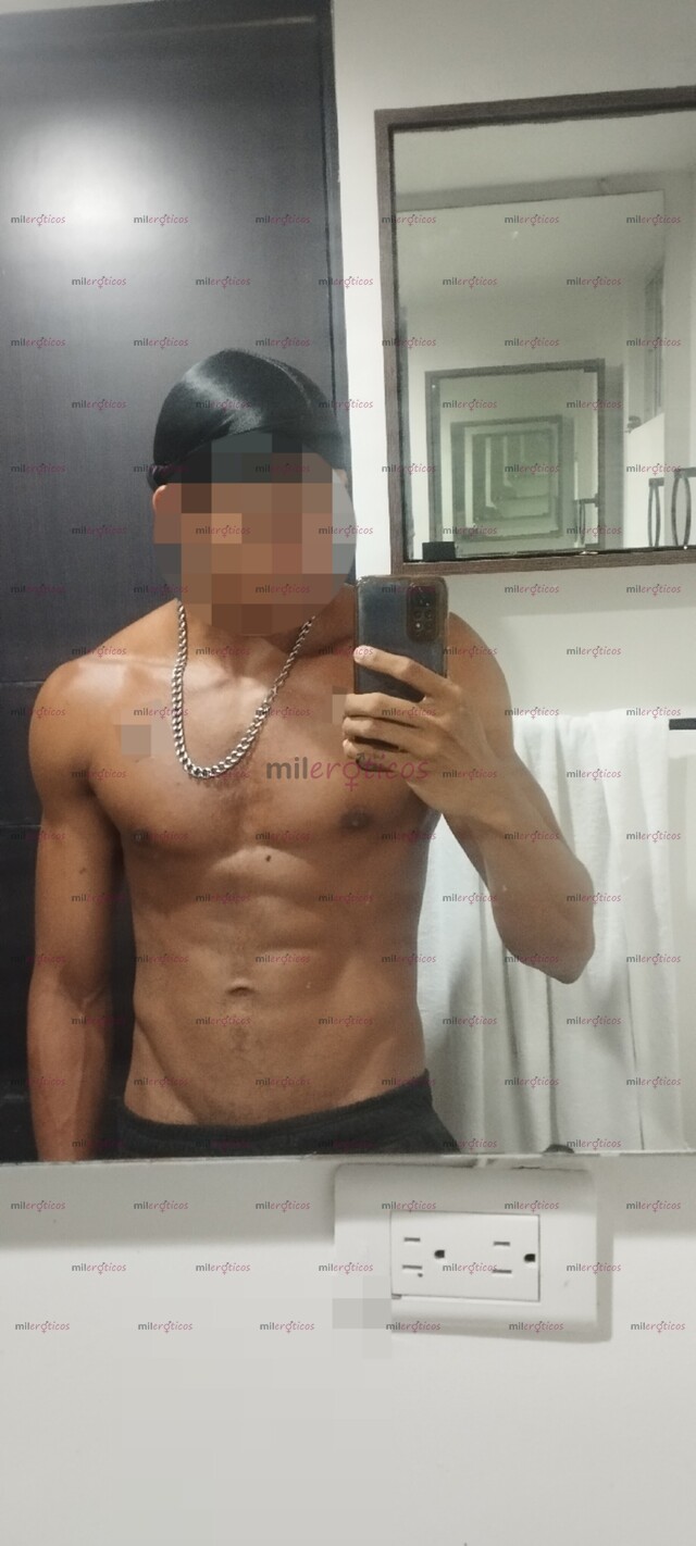 FOTOS DE HOMBRE HETERO SERVICIO EXCLUSIVO PARA MUJERES