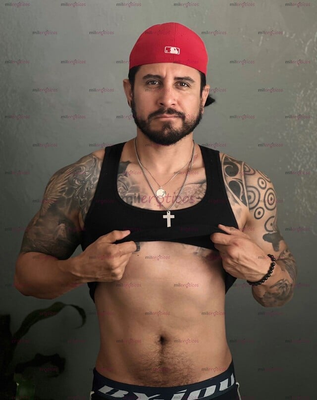FOTOS DE WEY TATUADO Y SIGUEROLLOS SIN PROBLEMA ABIERTO A PROPUESTAS