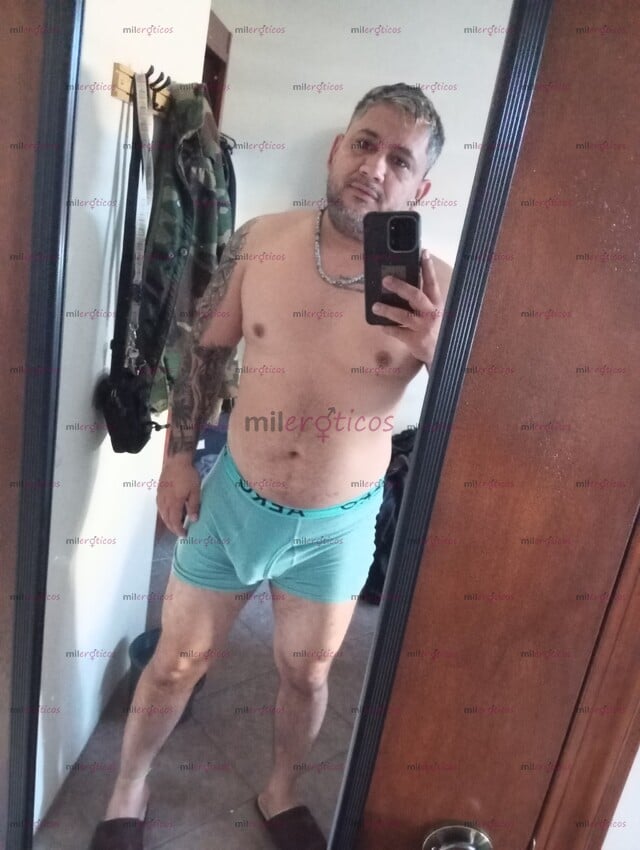 FOTOS DE SOY DE LOS HOMBRES QUE TE LLEVAN AL MÁXIMO PLACER ,ME ENCANTA BESAR TODO
