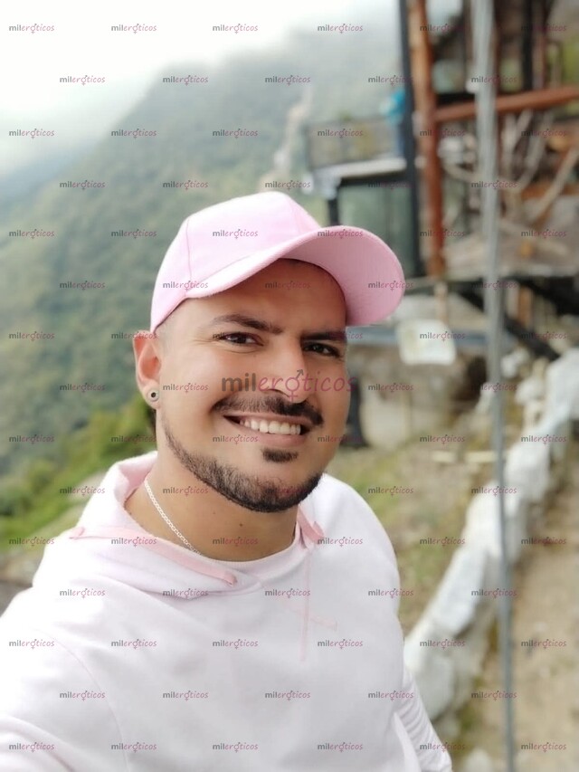 FOTOS DE MACHO PASIVO SUMISO, DISPONIBLE PARA SER TU PERRA.