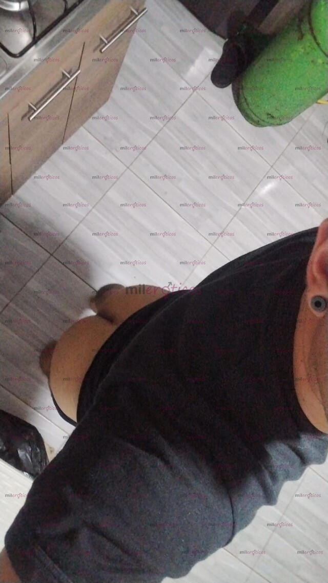 FOTOS DE MACHO PASIVO SUMISO, DISPONIBLE PARA SER TU PERRA.