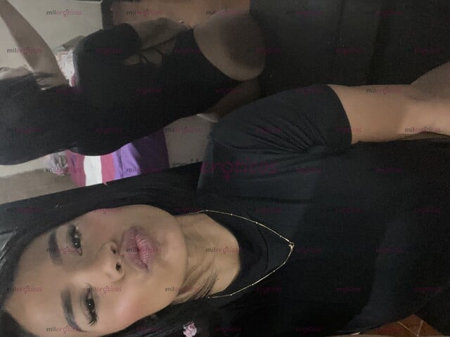 FOTOS DE SOY UNA SEXY MORENA Y LLEGUE PARA SATISFACER TUS NECESIDADES.