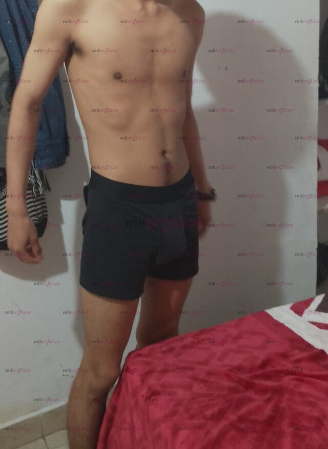 FOTOS DE EL SEXO QUE SIEMPRE HAS DESEADO. HOMBRE JOVEN Y COMPLACIENTE