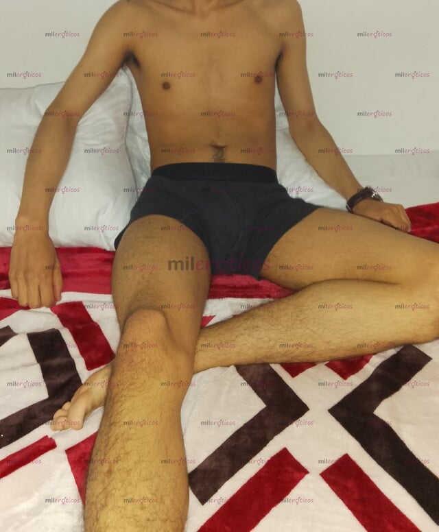 FOTOS DE EL SEXO QUE SIEMPRE HAS DESEADO. HOMBRE JOVEN Y COMPLACIENTE