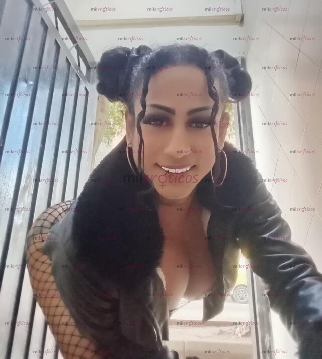 FOTOS DE NINFOMANA DISPUESTA A TODO. TETONA. CULO A. DOTADA. VERSATIL