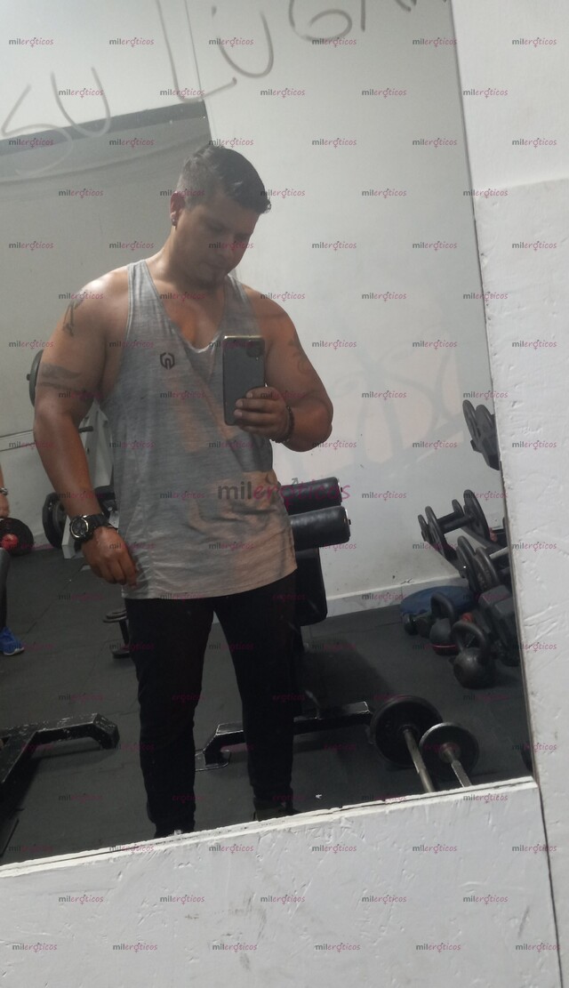 FOTOS DE CHILENO MASAJISTA SERIO MADURO COMPAÑIA A1.