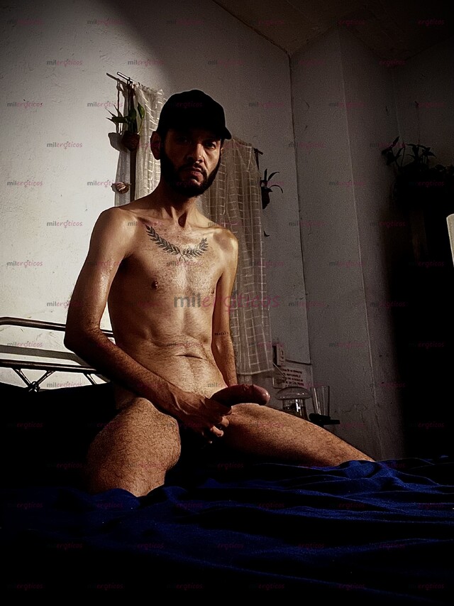 FOTOS DE MACHO SINALOENSE CALIENTE, DOTADO CON 22 CM, LISTO PARA COMPLACERTE SIN LÍMITES