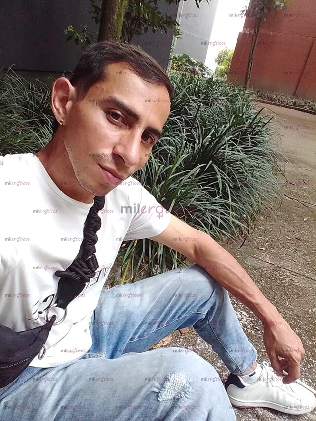 FOTOS DE FLACO VERGON BIEN SADICO EXPERTO EN LO QUE HACE DISPUESTO A TODO 20 CM LLAMAME