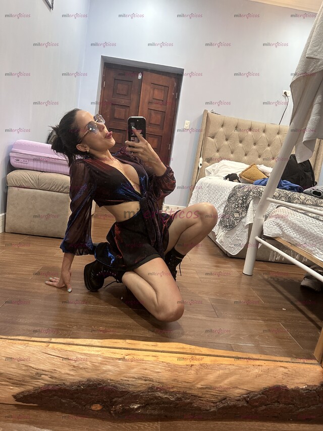 FOTOS DE DOCTORA VENEZOLANA DE VACACIONES EN CARTAGENA POR UNA SEMANA