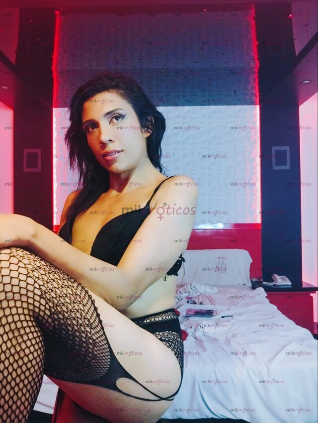 FOTOS DE !!ME EXTRAÑARON!! MORENITA SUPER CACHONDA CON GANAS DE QUE LA HAGAN SU PUTA VIP