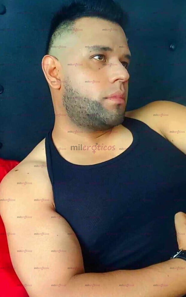 FOTOS DE SOY TU GENIO DE LA.LAMPARA MARAVILLOSA CUMPLO TUS PERVERSAS FANTASIAS