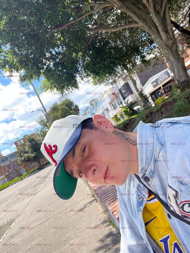 FOTOS DE POLLITO NEA VERS CACHONDO CON GANAS DE VER QUÉ PASA