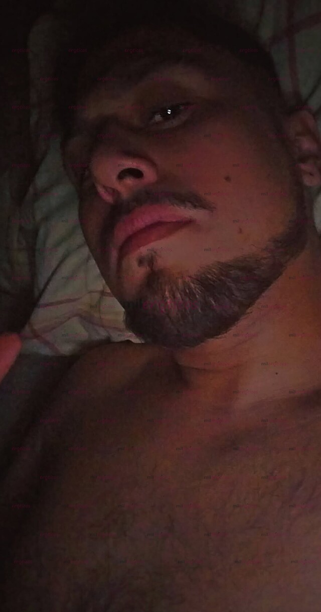 FOTOS DE HOMBRE DOTADO DE 20 CM LISTO PARA SATISFACER TUS NECESIDADES