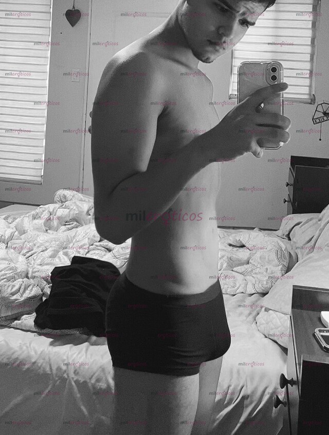 FOTOS DE MORRITO DE 18 AÑOS, VERGON Y NALGÓN PARA TI