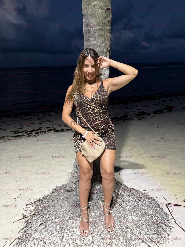 FOTOS DE DANICH. BILINGUE, DELICIOSA Y MORBOSA RUBIA MAMACITA. .