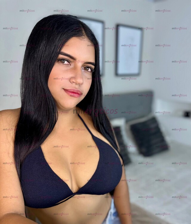 FOTOS DE SEXOSA, JUGUETONA CON LA VERGA, MAMADORA, PAJA RUSA SUPER TETONA.