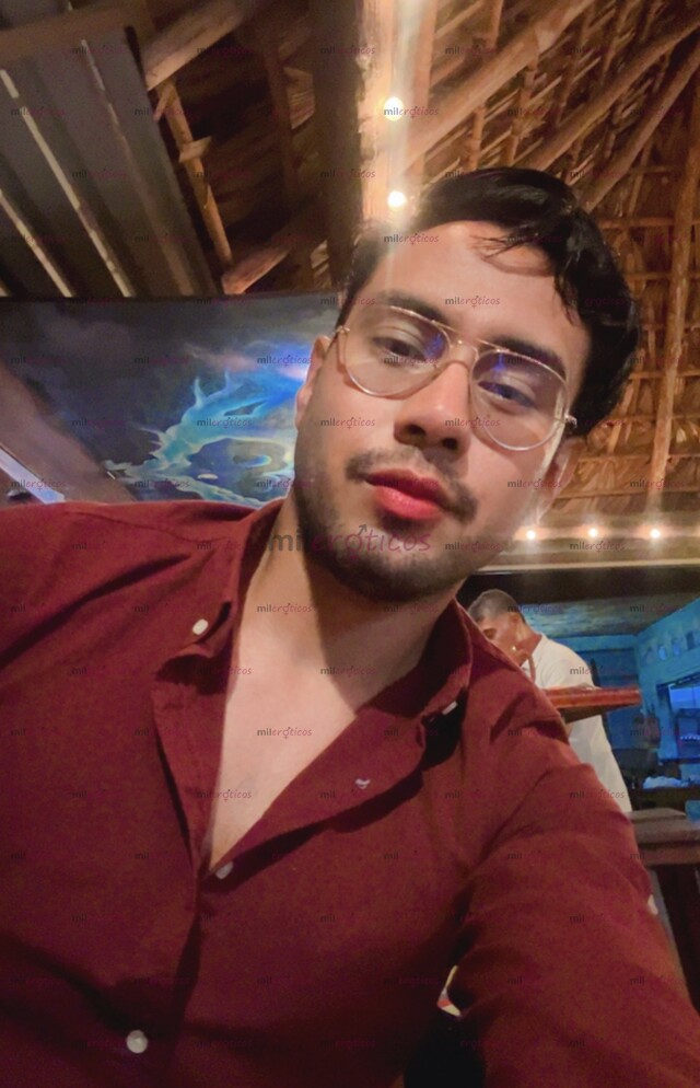 FOTOS DE DIVERTIDO Y SEXUAL!! DE GRAN CULO Y VERGA PARA TI.