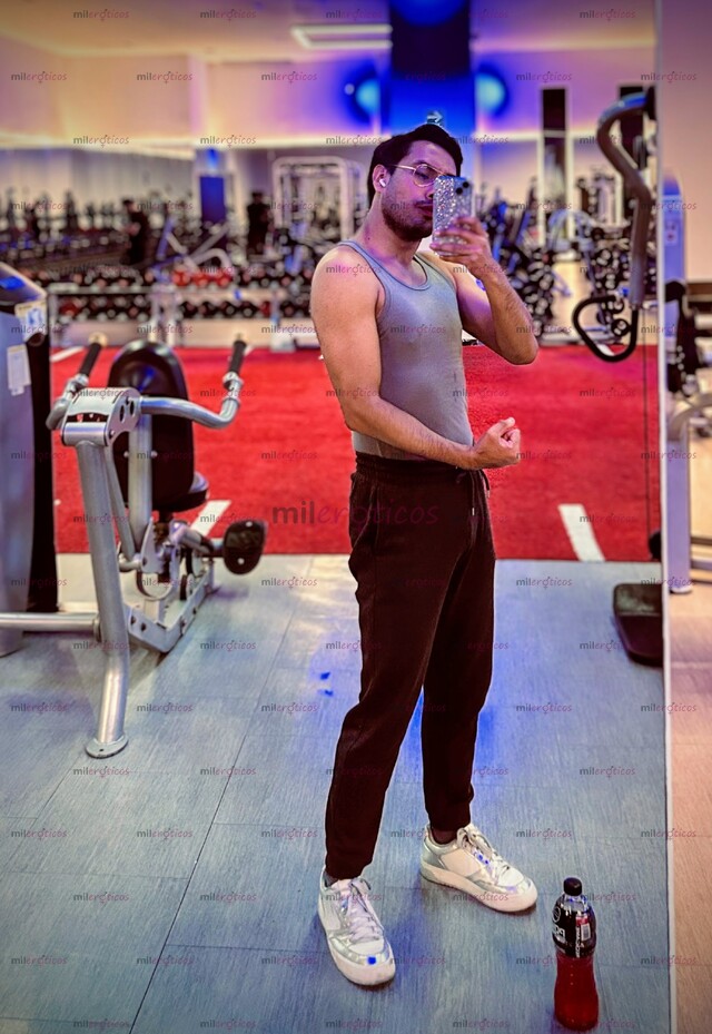 FOTOS DE DIVERTIDO Y SEXUAL!! DE GRAN CULO Y VERGA PARA TI.