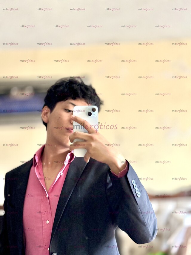 FOTOS DE CHICO ATLETICO SUMISO CACHONDO DISPUESTO A COMPLACERTE