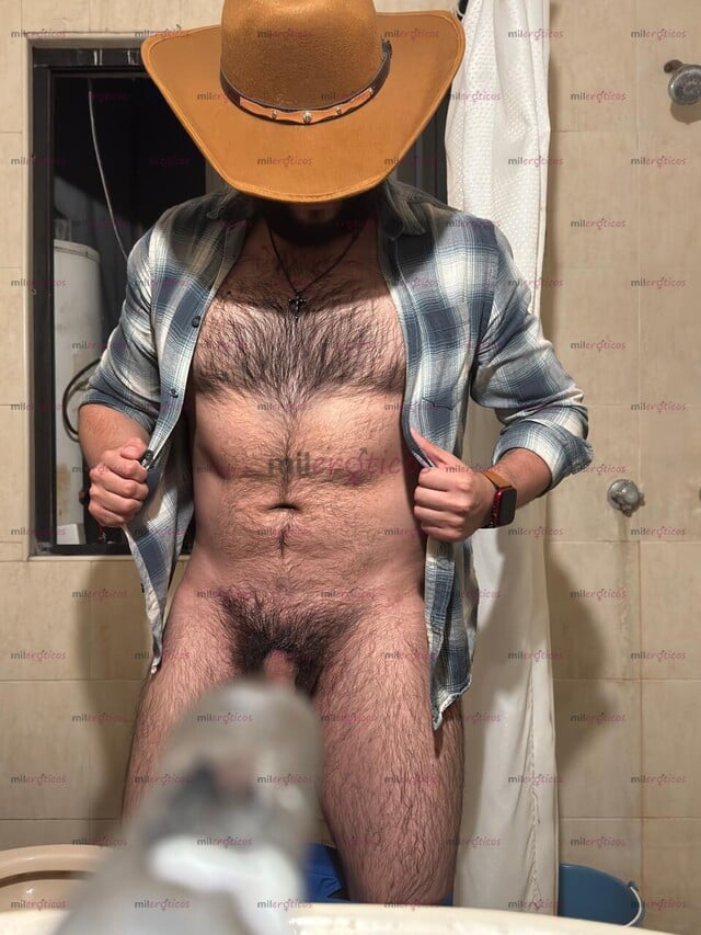 FOTOS DE FANTASÍA VAQUERO MASCULINO Y VELLUDO. PASIVO Y EDUCADO