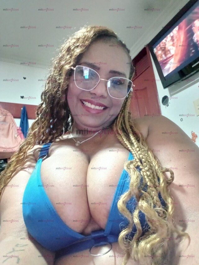 FOTOS DE VEN Y DISFRUTA DE TÚ GORDITA MADURITA CON BUENA COLA Y TETAS NATURALES