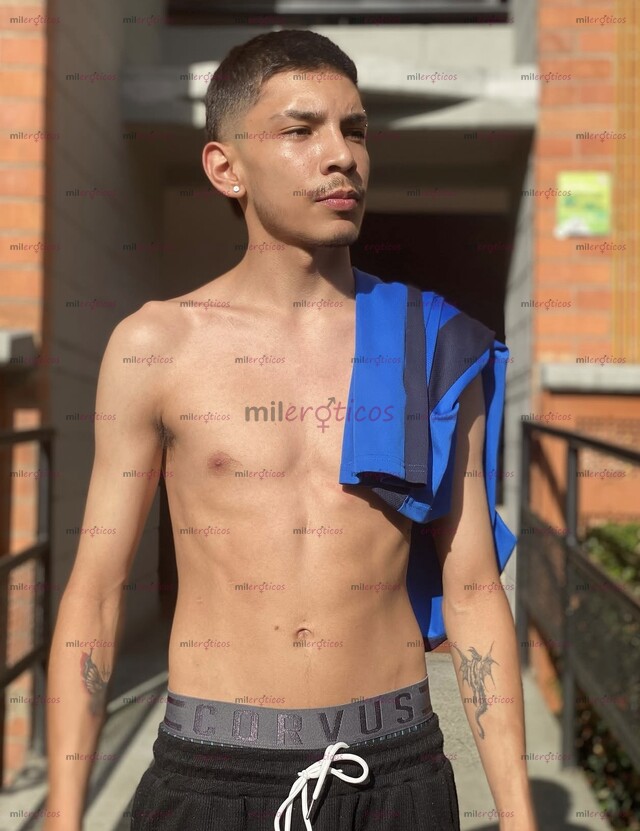 FOTOS DE POLLO DE 20 VERGON MUY COMPLACIENTE Y LECHERO, VERSÁTIL