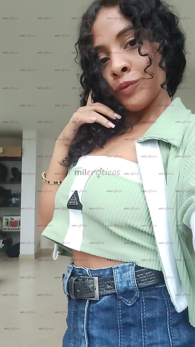 FOTOS DE MIS AMORES LLEGÓ TU CHAPARRITA CHIQUITA APRETADITA CHUPADERA GARGANTA PROFUNDA