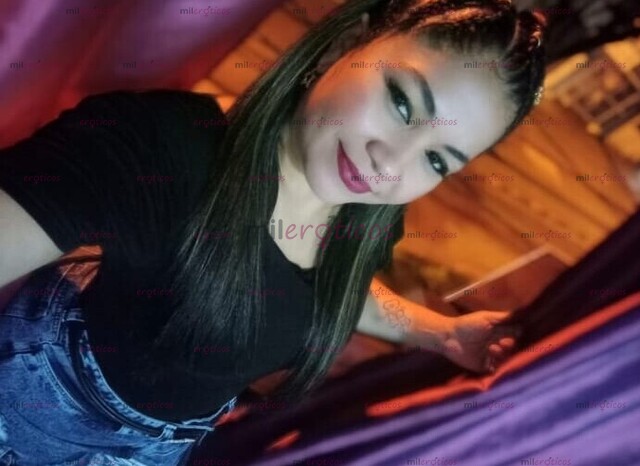 FOTOS DE MASAJES PROFESIONALES CON MASAJISTA HERMOSA, CARISMATICA, Y MUY EXTROVERTIDA