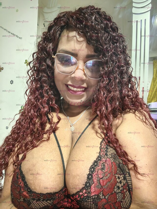 FOTOS DE VEN Y DISFRUTA DE TÚ GORDITA MADURITA CON BUENA COLA Y TETAS NATURALES