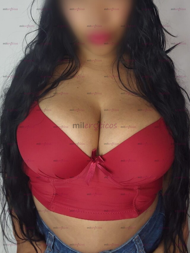 FOTOS DE HERMOSA MORENA MUY TOP EN LA ZONA ELEGANTE Y DISCRETA