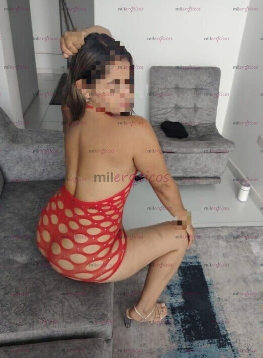 FOTOS DE LAURA NUEVA POR TU CIUDAD MONA ARRECHITA BIEN APRETADITA PARA TI