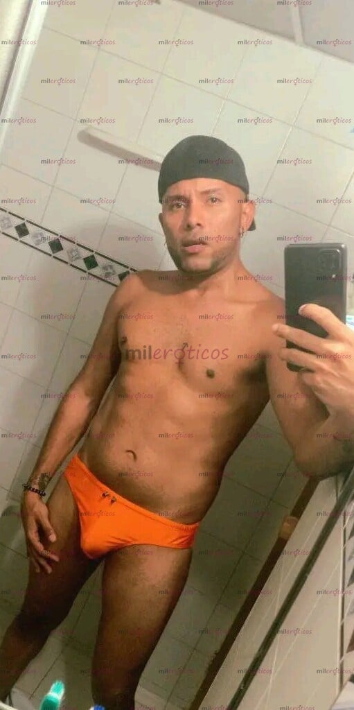 FOTOS DE MORENO JOVEN RECIEN LLEGADO A LA CIUDAD DISPONIBLE MUCHAS VECES