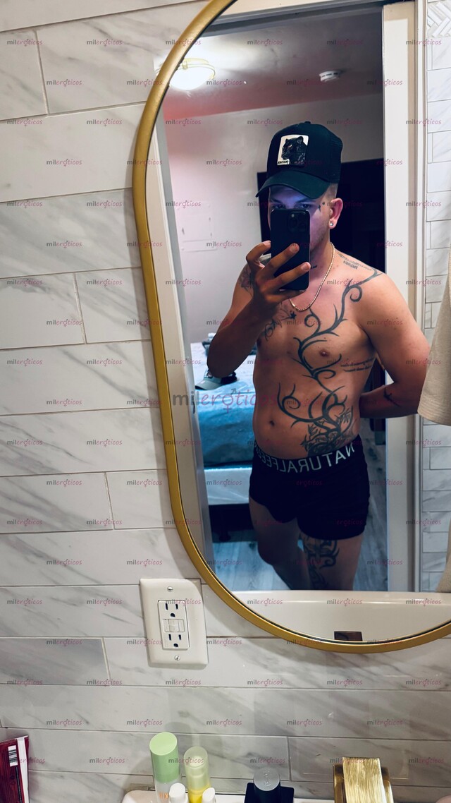 FOTOS DE CUBANO ACTIVO DE VISITA EN CANCUN ! DISPONIBLE PARA SERVICIO I CAN SPEAK INGLÉS