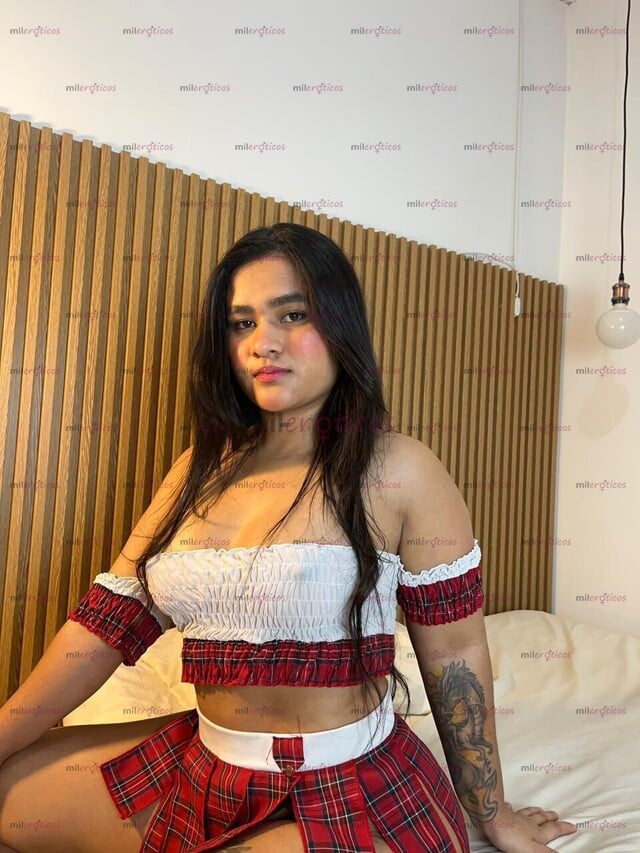 FOTOS DE COLOMBIANA DE SENOS Y COLA GRANDES Y RICAS DESDE 50 PESOS