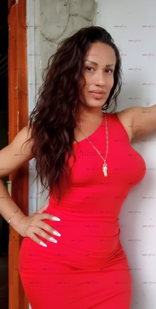 FOTOS DE MACANUDA COSTERA DE REGRESO Y SUPER RENOVADA LISTA PARA CORRERME EN TI!!