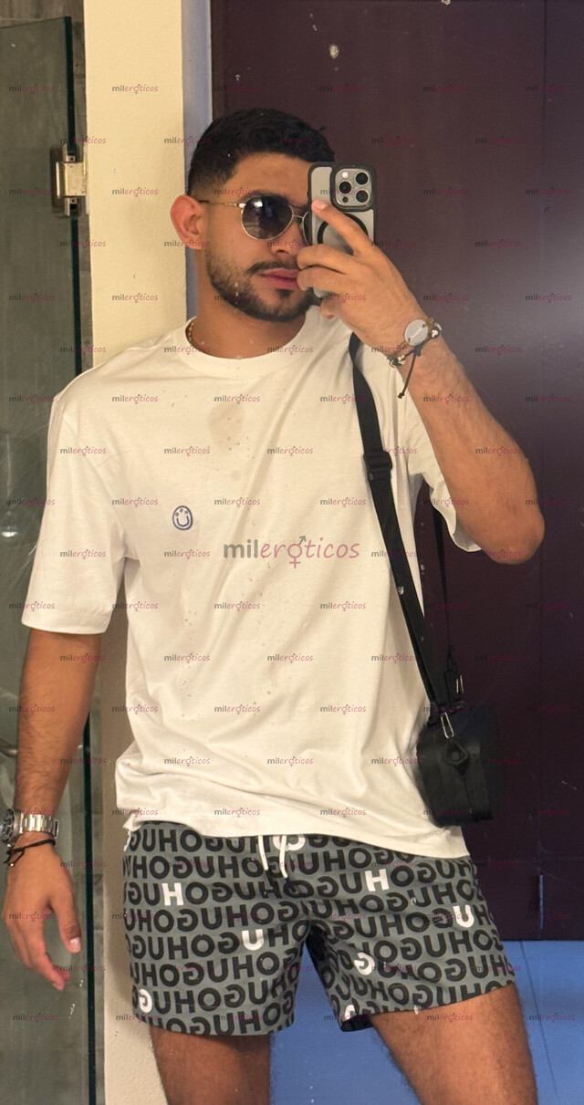 FOTOS DE JAVEN DE 24 AÑOS TONY MUY VARONIL, DISCRETO